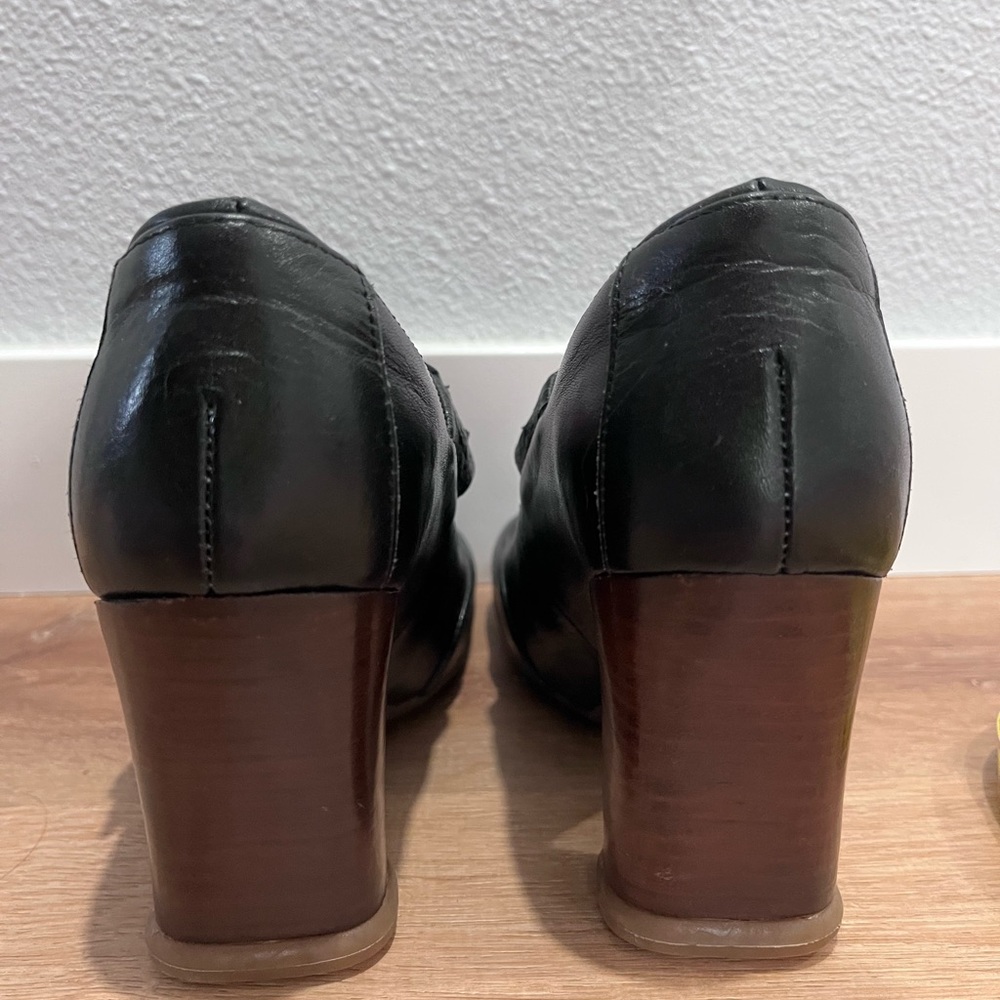 John Fluevog Black Mary Jane Heels with Pink Lining - Picture 2 of 10